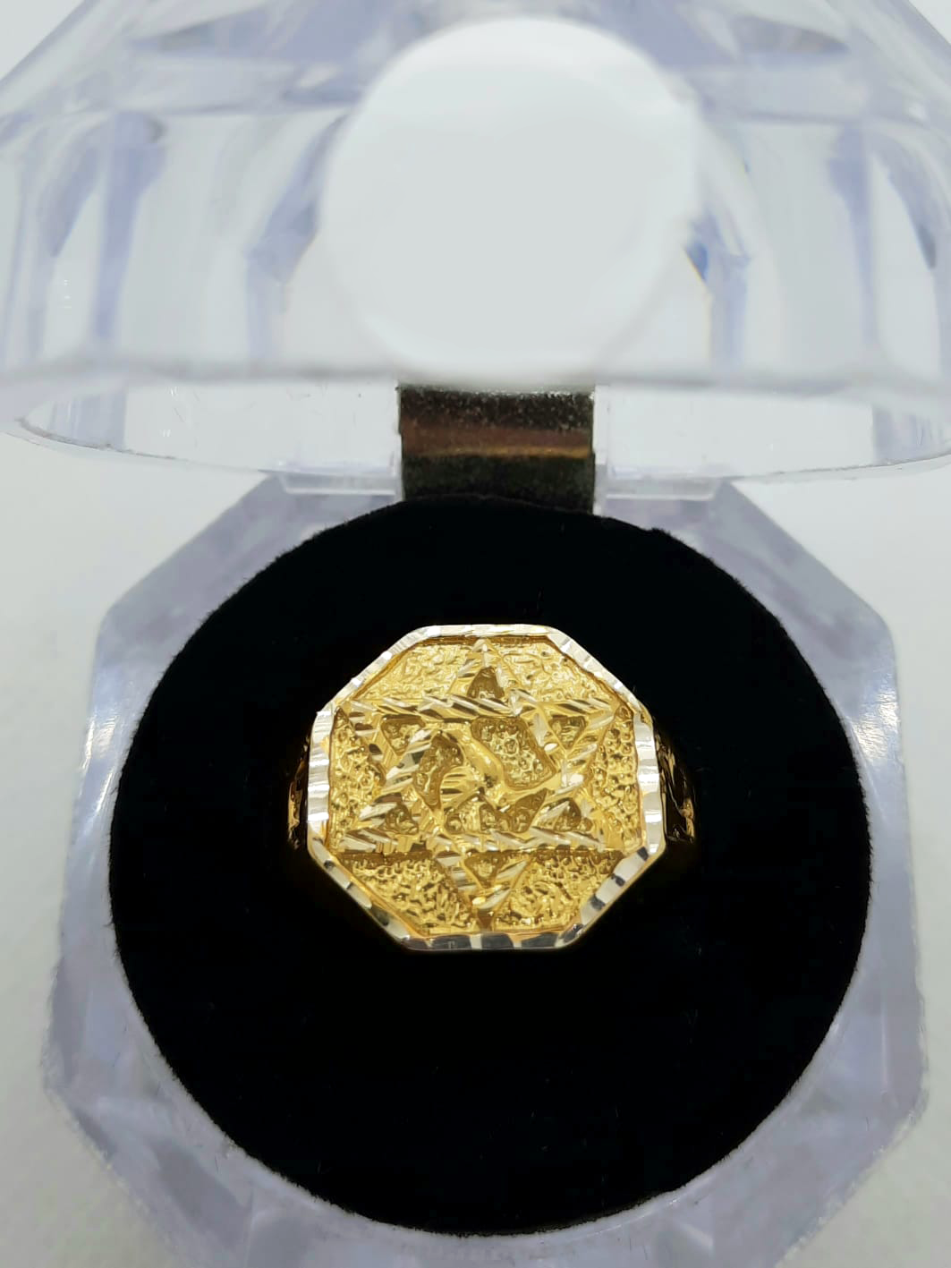 Gold Gent Ring